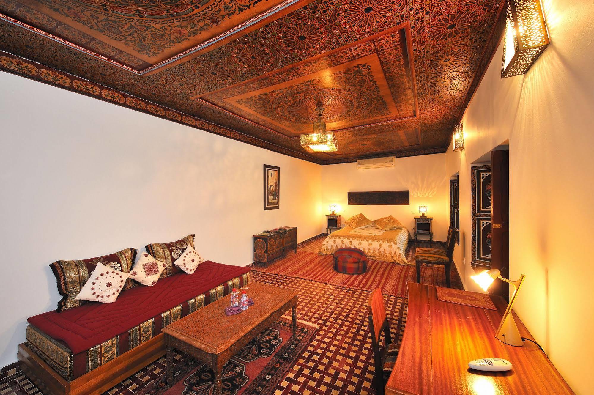 Riad Souafine Фес Экстерьер фото